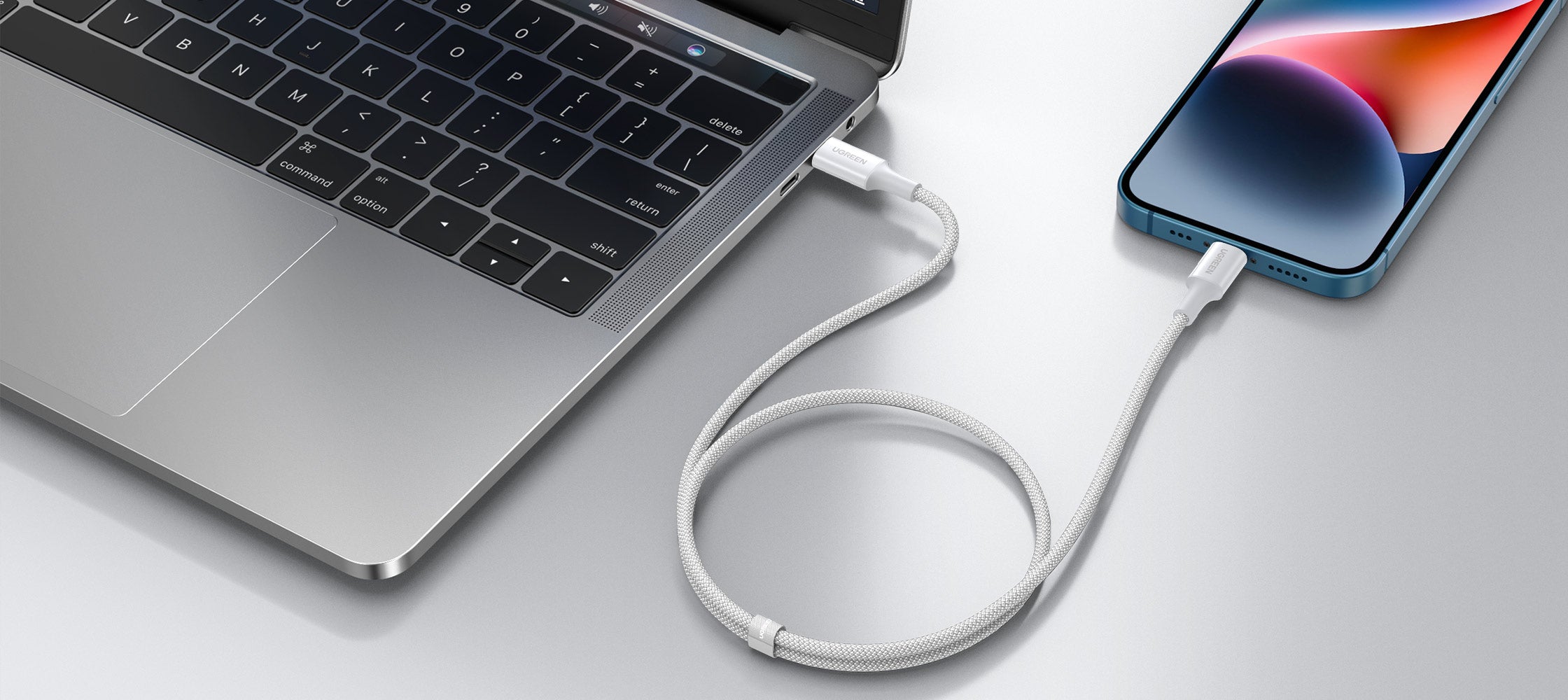 UGREEN USB-Cケーブル | USB-CやLightningポートを備えた高耐久