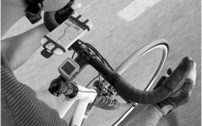 Celly EASYBIKE | イタリアCelly社のシリコン製スマートフォン・マウント登場！自転車、バイクに簡単に取り付け、取り外しOK。
